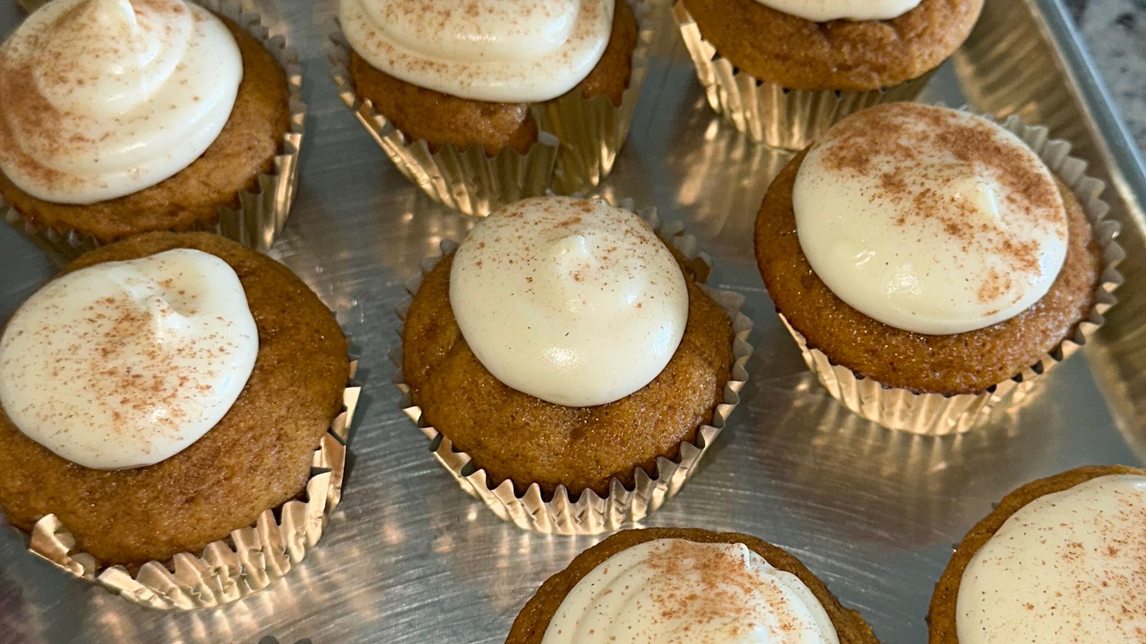 Homemade Pumpkin Spice Cupcakes – The Perfect Fall Treat
